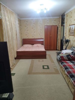 Чиланзар 23. Срочно Сдаю. 1 комнатная с обстановкой