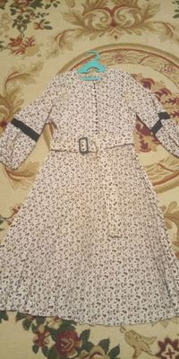Платье с плиссированным низом