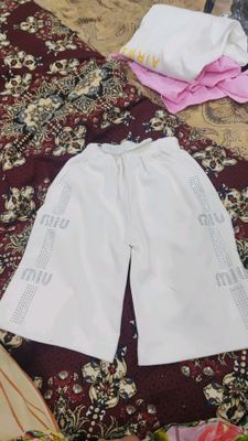 shortikcha qizlarga