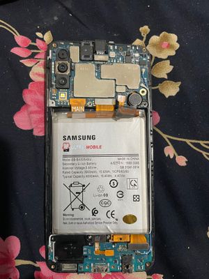 Samsung a50 plata sotiladi ishlidi