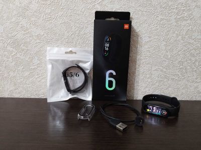 Смарт-браслет Mi Band 6
