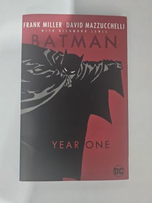 Комикс Бэтмен: Год Первый/ Batman: Year One