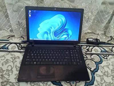 ноутбук TOSHIBA ++