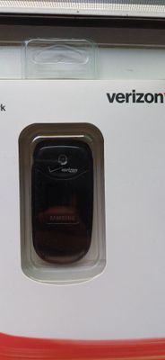 Samsung gusto 3 .