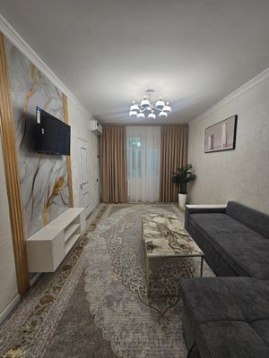 Продаётся Чиланзар 8кв 2*3/1/4