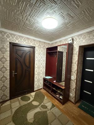 Аренда. Метро Мирзо Улугбек. 3х комнатная.