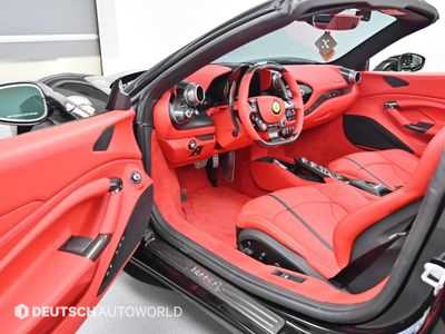 Ferrari F8 3.9 V8