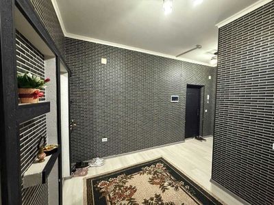 Медиапарк 42 мактаб 2 хонали ижарага берилади.ID: 1153