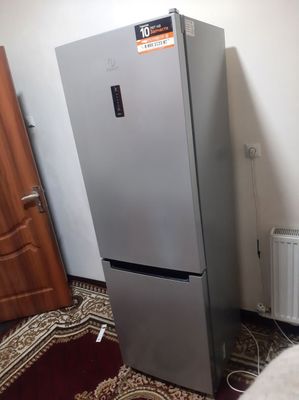 Indesit xolodilnik