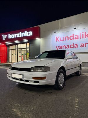 Тайота Камри срочно