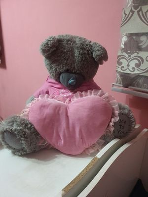 Igrushka teddy. Stulchik detskiy