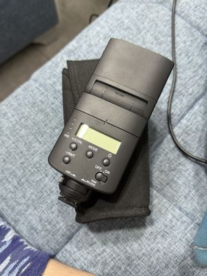 Вспышка SONY новая