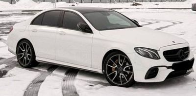 Mesedes benz W213 E200 SROCHNA SOTILADI!!!
