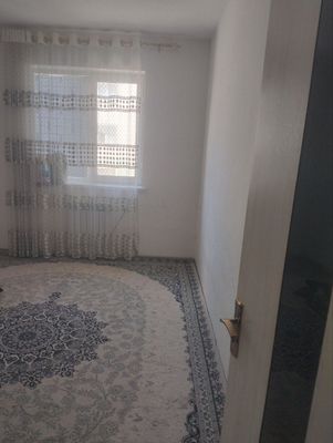 KVARTIRA TEZDA uy sotilafi 3 xonali barcha sharoitlari bor