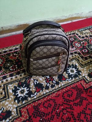 Кизларимиз учун мактаб сумкаси