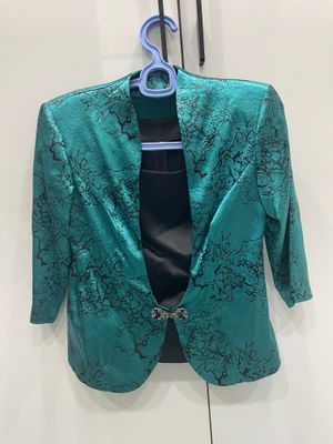 Костюмчик 200.000
