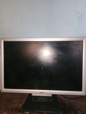 Acer monitor sotiladi idealni turibdi