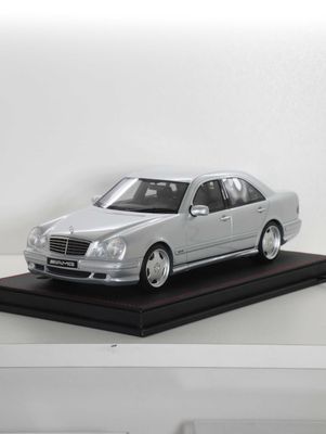 Mercedes-Benz W210 3d model Mers AMG W210 1:18 D-модель