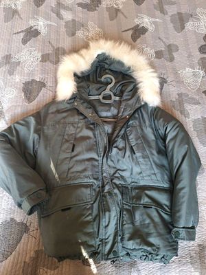 тёплая куртка в идеальном состоянии