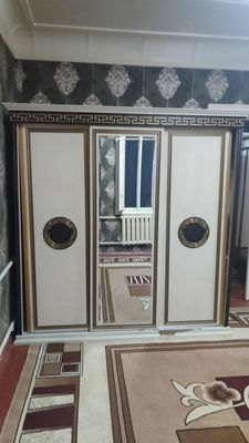 Шкаф сотилади. Холати яхши