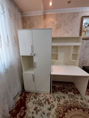 Комплект шкаф и компьютерный стол