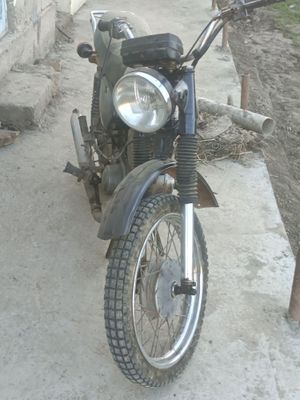 Minski motosikl zoʻr