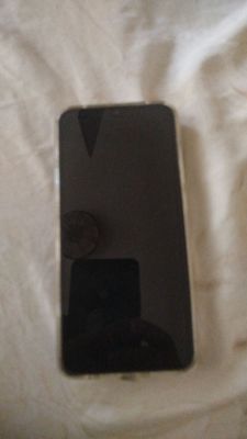 Redmi 8 пррдаетса б/у