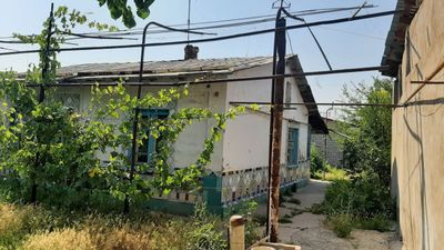 Продаётся участок под застройку 4 сотки в Миробадском районе