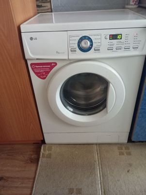 Срочно продаю стиральная машинка LG 5 кг