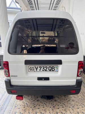 Damas van 2021 tozza