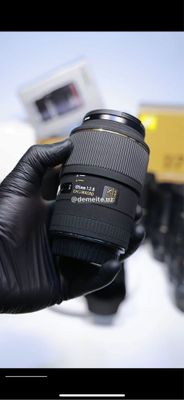 Sigma 105mm f/2.8 EX DG Macro for Canon