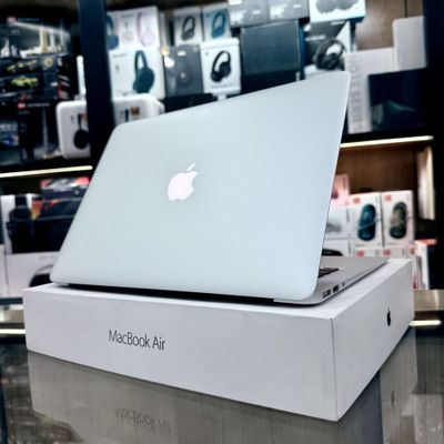 Macbook Air 13" Core i5 4/256Gb 2014