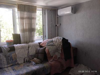 Безмаклер шерикликка квартира 1 угил болага коммуналька ичида. М.Улугб