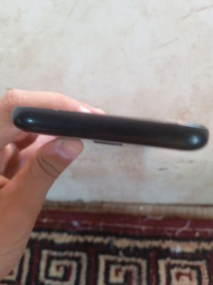 samsung telefoni xotira 32 gb zapchast quyiladi