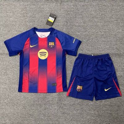 Barcelona futbol formalari Барселона футбольные формы