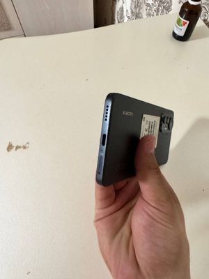 xiom 12 lite.
