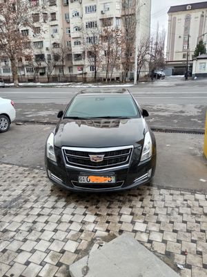 Cadillac HT2 седан