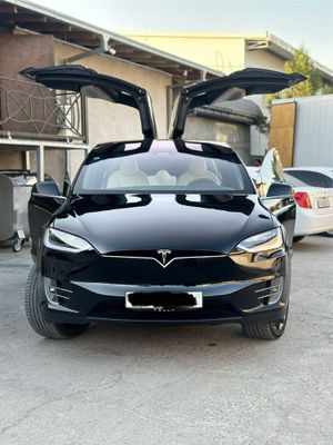 Tesla model X 100D