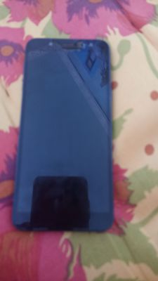 Samsung j6