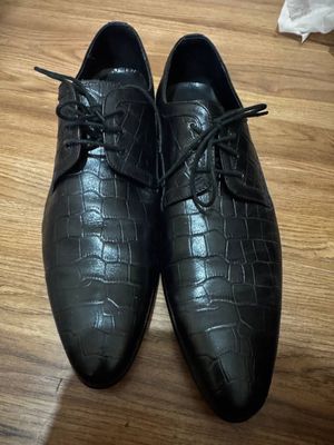 Продам мужские классические туфли