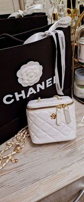 chanel sumka mini