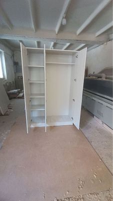 Shkaf sifatli sotiladi