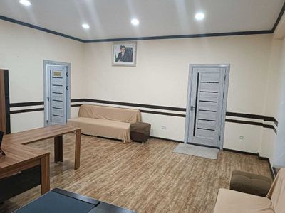 Сдаётся в Аренду офисное помещение со складным помещением 550 м2.