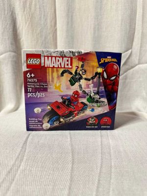 Конструктор LEGO Marvel Погоня на мотоцикле Человекпаук 76275 И ДРУГИЕ