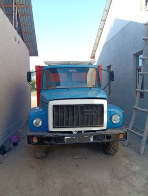 Gaz 53 3307. Sotiladi