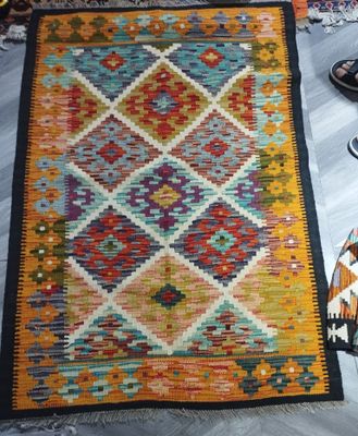 Килимы руной работы из шерсти Афганистана.