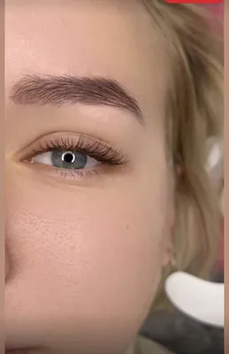 Наращивание ресниц, коррекция, ламинирование и окрашивание бровей