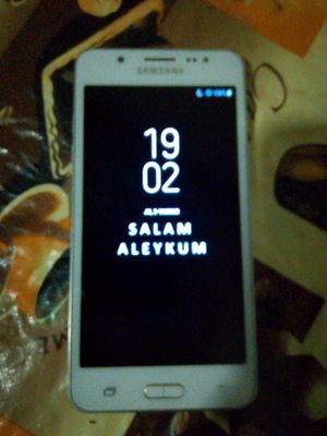 Telifon Samsung j 5