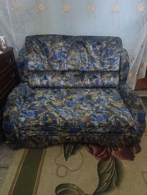 Продам Кресло диван. б/у