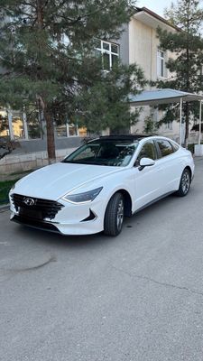 Hyundai Sonata 2.0